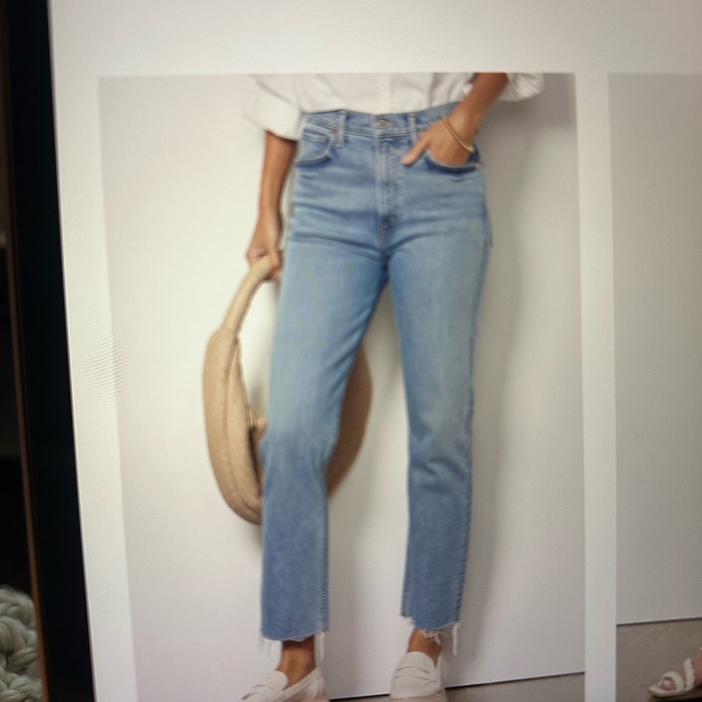 CITIZENS OF HUMANITY DAPHNE CROP SIZE 24 STRAIGHT LEG JEANS